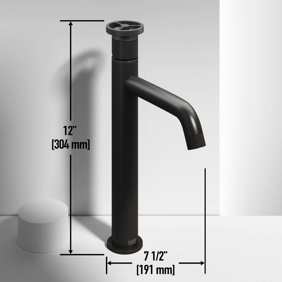 Contemporary vessel filler in matte black with hot/cold indicators