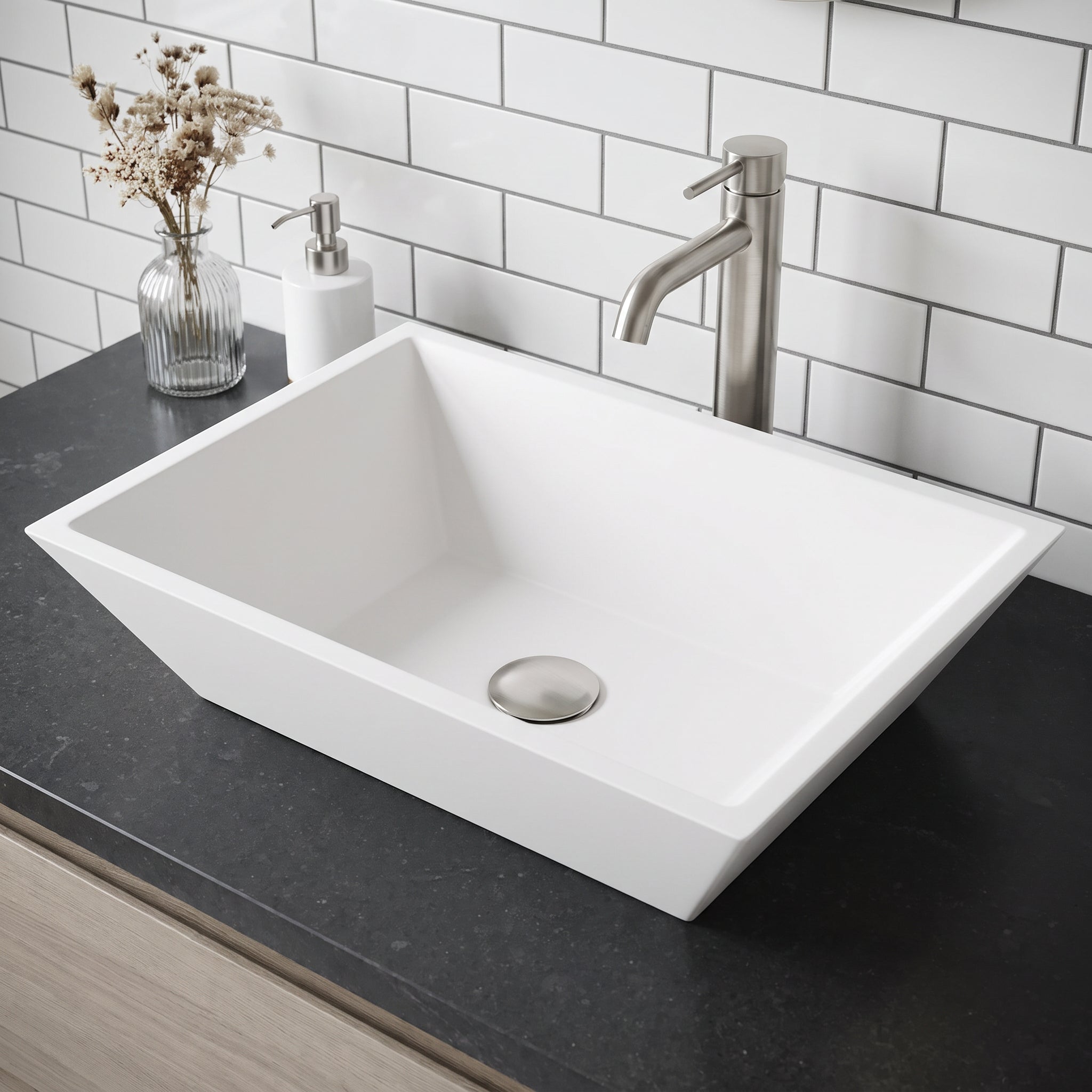 Vinca – Modern White Matte Stone 18 in. L x 14 in. W x 5 in. H
