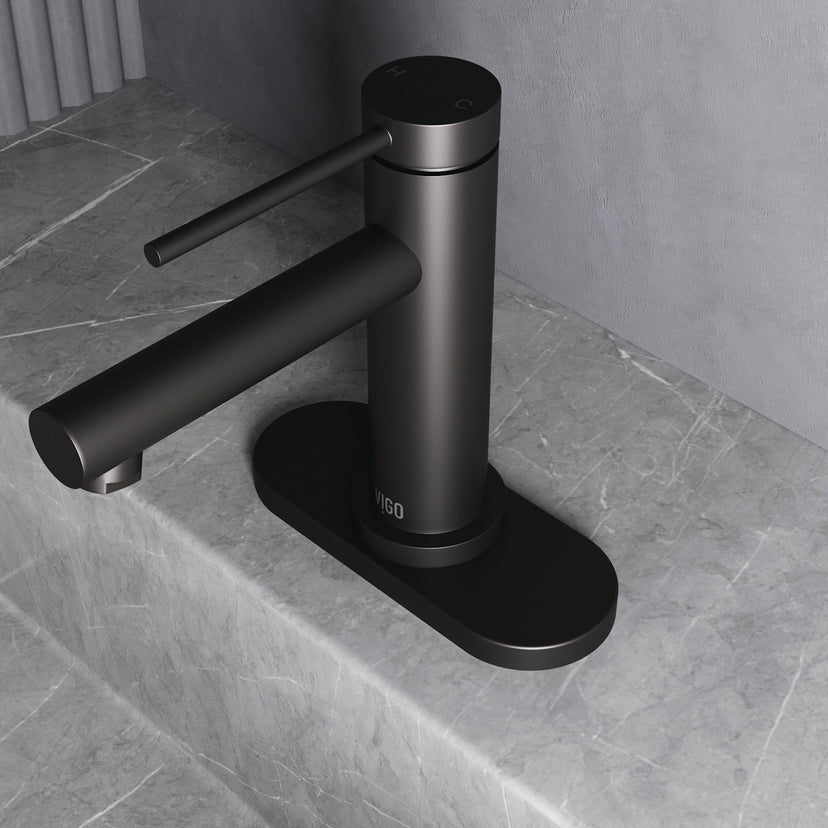 Zinc faucet accessory in matte black, modern design