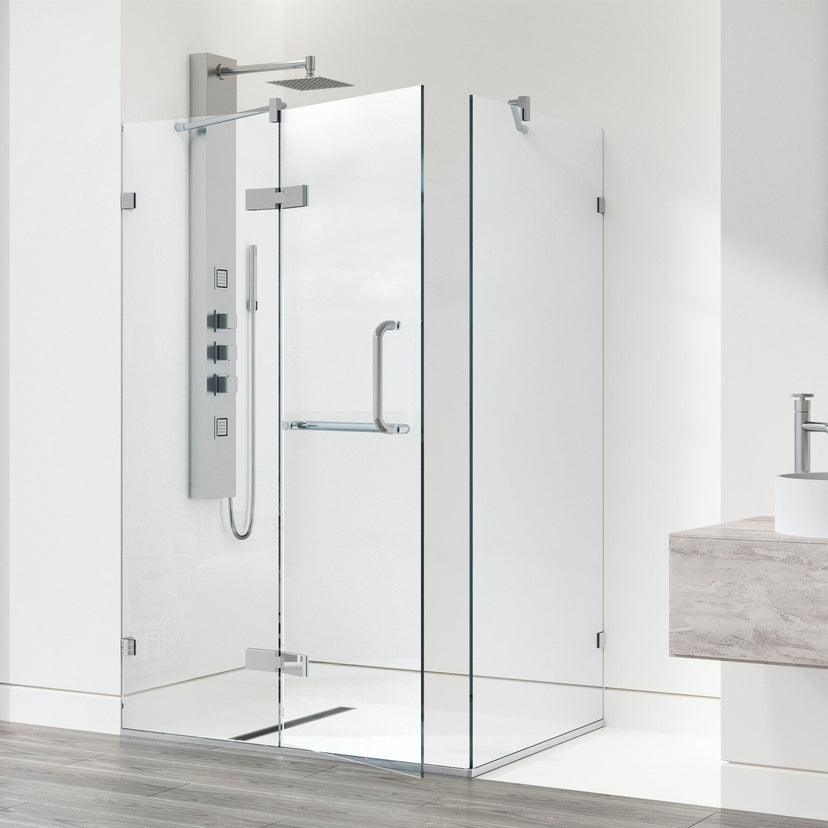 Contemporary shower with reversible door installation