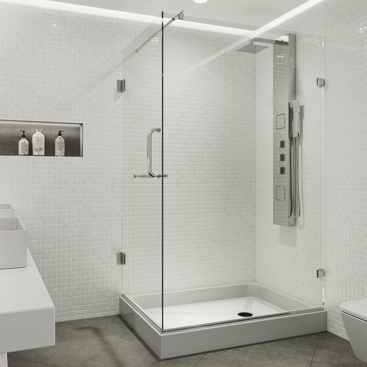 Shower with right installation and clear tempered glass